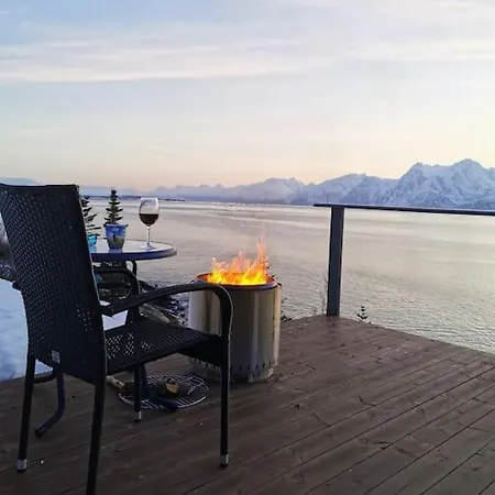 Lyngen Panorama, Solberget, Med Dome * Storsletta