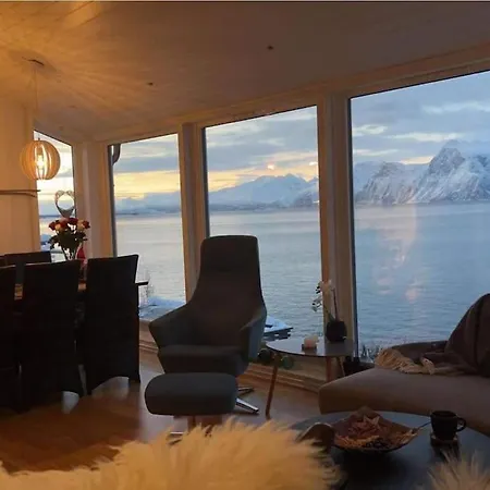 Prázdninový dům Lyngen Panorama, Solberget, Med Dome *