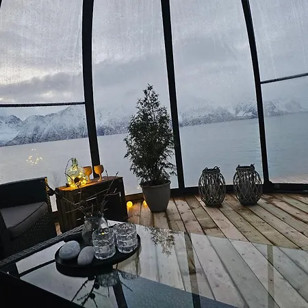 Prázdninový dům Lyngen Panorama, Solberget, Med Dome Storsletta